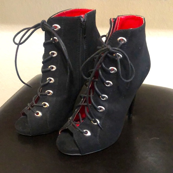 Black Lace-up Heel Ankle Boot - Picture 6 of 6